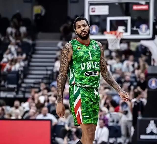 重磅！山东男篮签约1米96全能锋线，新赛季能否逆袭？