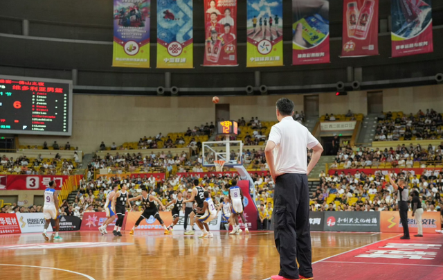 广东男篮VS山东男篮揭幕战：杜锋誓取开门红，CCTV5全程直播