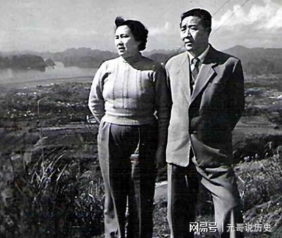 首任军委办公厅主任罗贵波：从战场到外交的传奇人生