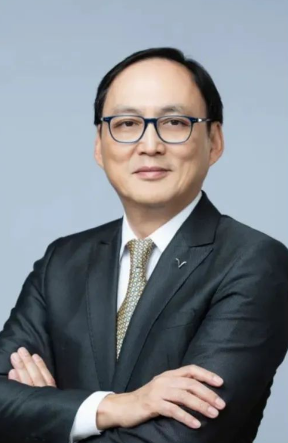 霍英东二房之子霍文逊：非嫡出却成就非凡，医学领域显荣耀