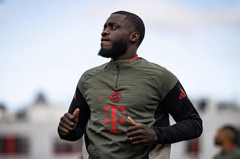 德天空：于帕梅卡诺或自由离队，拜仁全力挽留