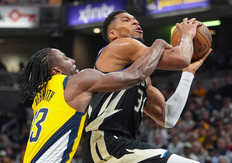 压哨绝杀惊艳全场！扬尼斯33+13领跑PER榜，MVP概率达44%