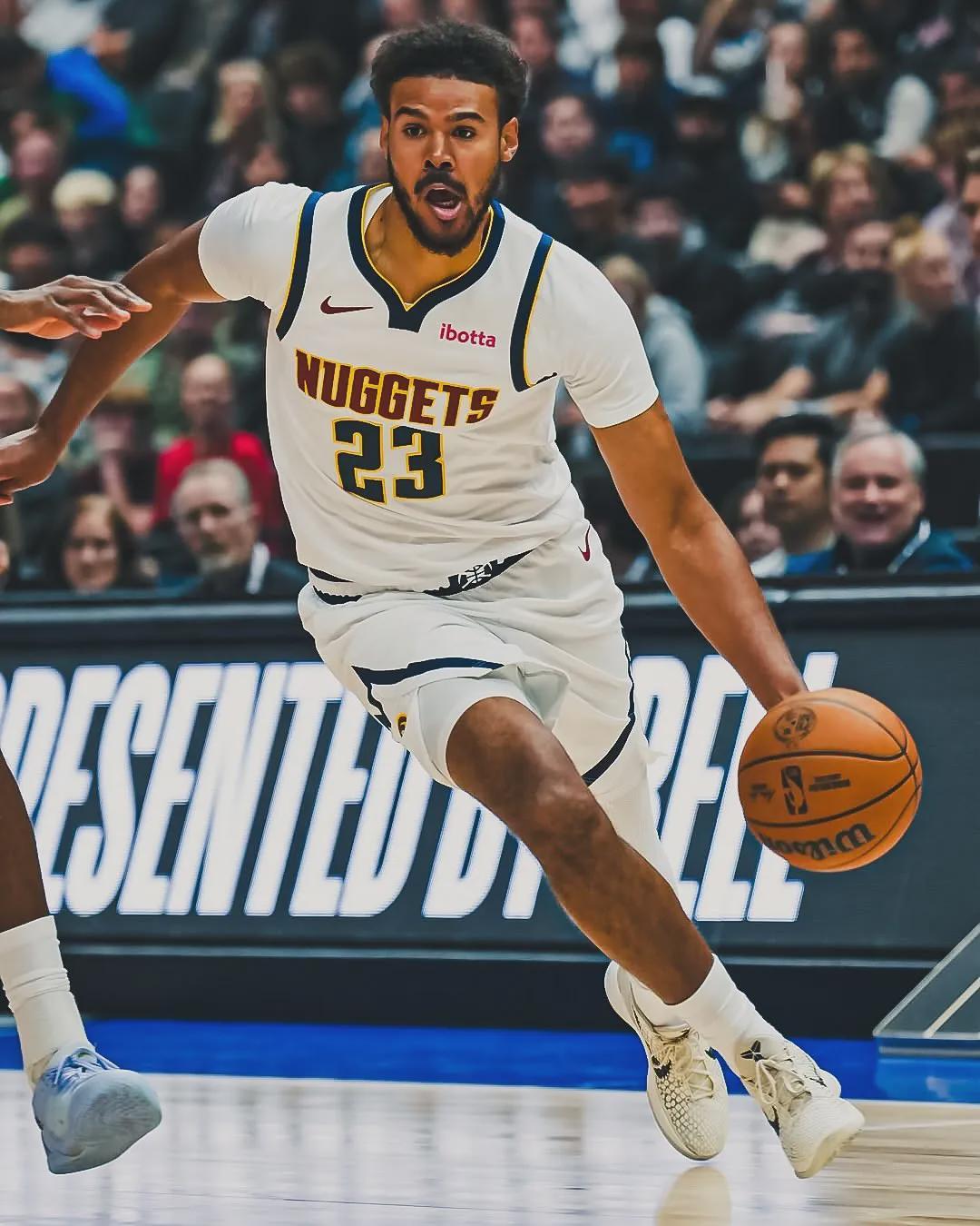 掘金2换1交易卡梅伦-约翰逊：数据下滑与薪资优势的博弈