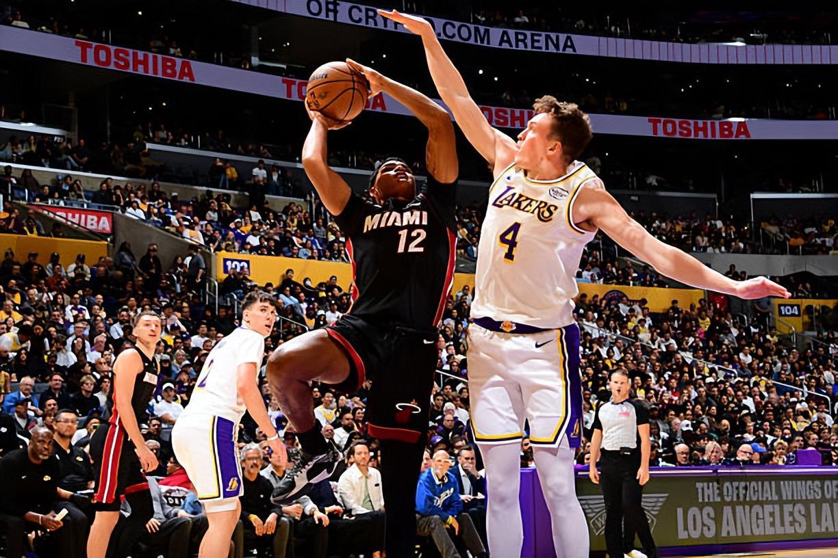 热火底薪续约德鲁-史密斯：防守悍将的性价比之选