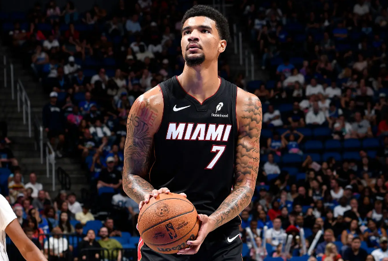 湖人替补中锋完爆热火新星！韦尔上限究竟几何？