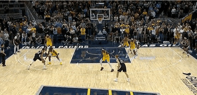 字母哥33+13压哨绝杀步行者，火箭豪取4连胜