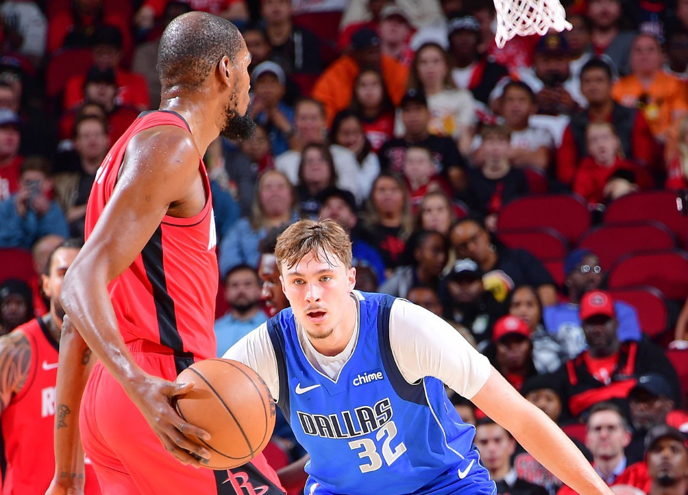 火箭四连胜！杜兰特手感低迷，状元弗拉格仅12分，球队隐患待解