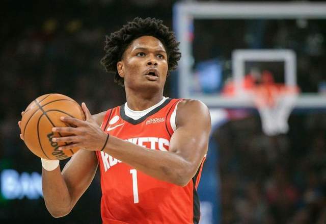 申京26+11巨星表现助火箭4连胜，杜兰特状态下滑成三当家