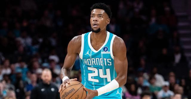 黄蜂官宣：布兰登-米勒左肩半脱位 两周后复查伤情