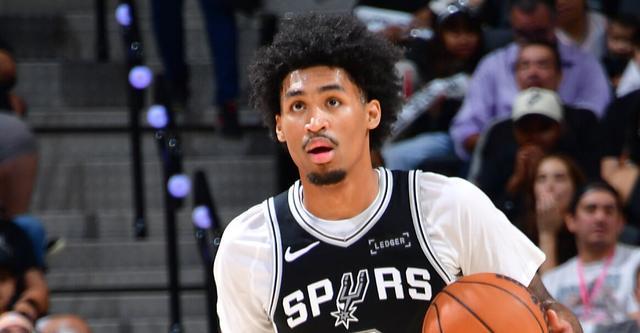 马刺榜眼哈珀左小腿拉伤 预计伤停数周