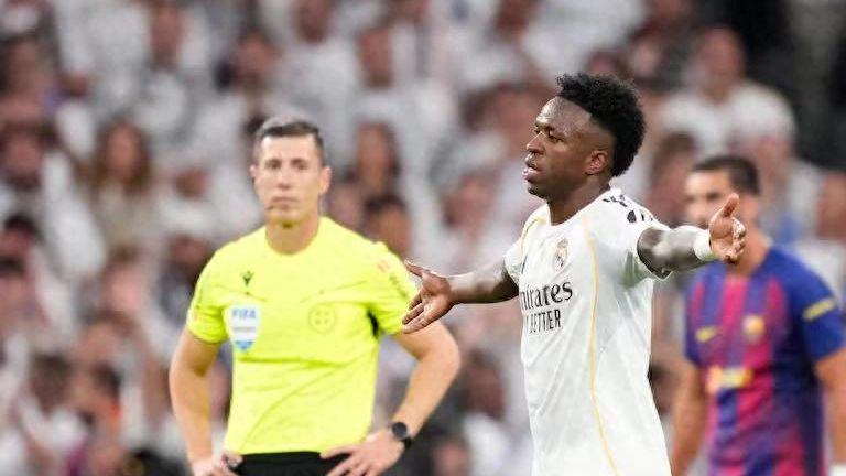 西媒：维尼修斯情绪失控引争议，皇马续约难题凸显管理挑战