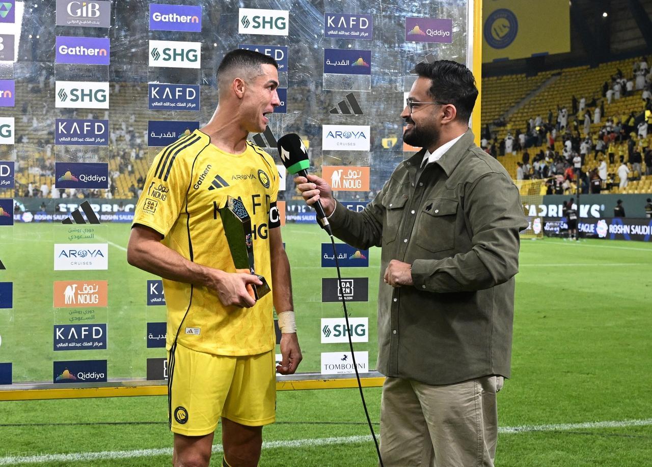 摩根专访C罗揭秘：退役计划、特朗普互动与梅西之争全解析