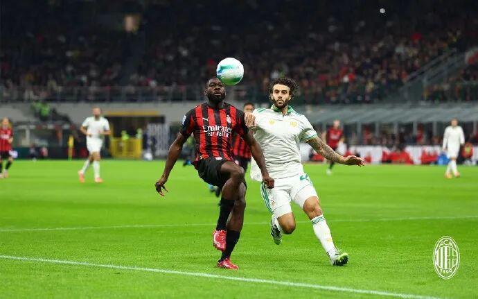 意甲焦点战：福法纳11次对抗仅3次成功 评分低至5.8