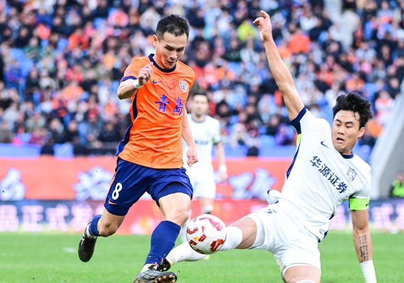 中超保级风云：李霄鹏与海牛的江湖论，明年保级难度几何？