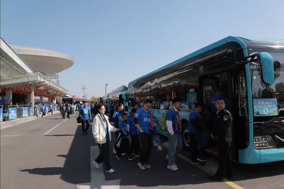 临沂交通全力护航鲁超联赛，保障球迷出行顺畅