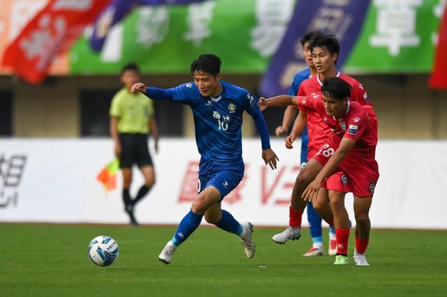 场均2.86万观众！2025江苏省城市足球联赛“苏超”火爆全城