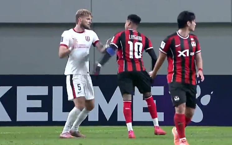 亚冠精英赛：蓉城客场0-0战平首尔FC，四场不胜费利佩进球被吹