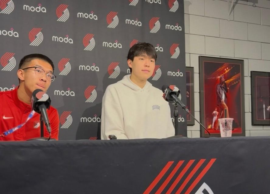 媒体爆料：杨瀚森翻译克里斯晋升开拓者教练组，角色升级