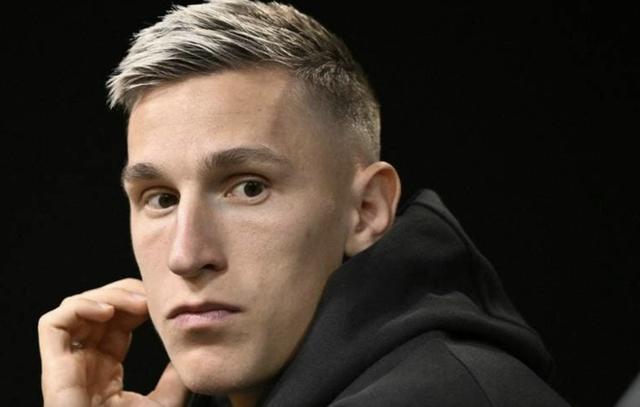 德媒爆料：施洛特贝克或战曼城复出，迪朗维尔重返一线队