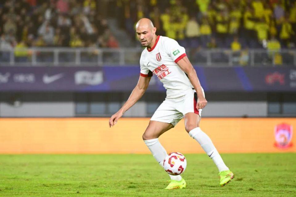 费利佩亚冠进球被吹引热议，媒体人：动作明显如老鹰抓小鸡