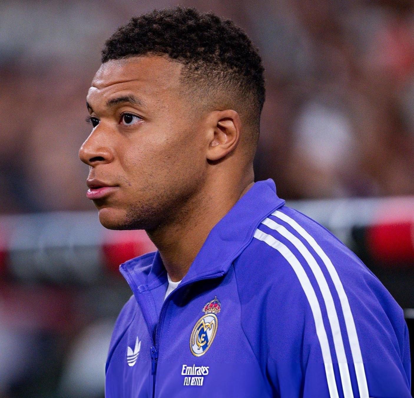 姆巴佩连续4年入选FIFPro年度最佳阵容，创足坛新纪录