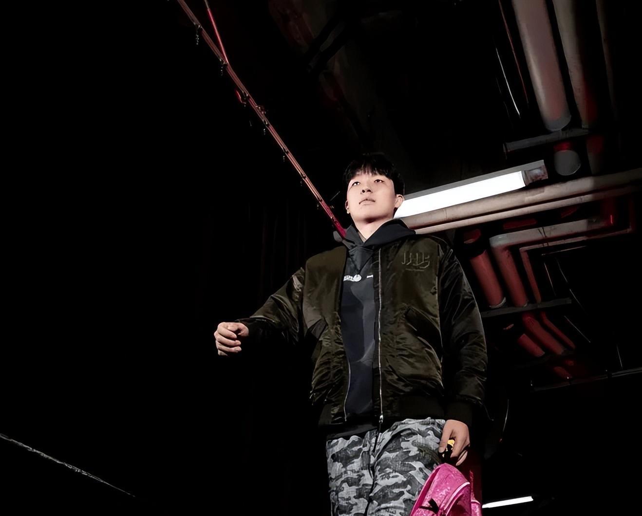 杨瀚森持续遭弃用！主帅揭示原因，发展联盟成锻炼主阵地