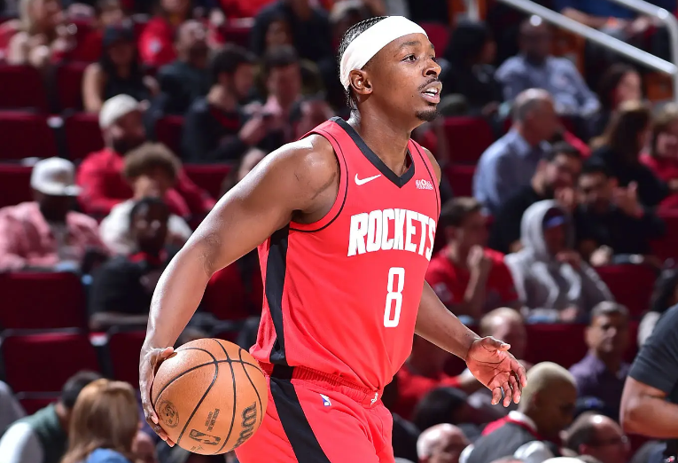 火箭锋线泰特状态低迷：能力退化是否影响轮换阵容？