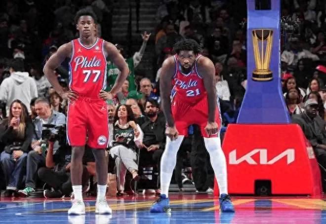 场均35.2分！马克西比肩巅峰哈登，76人新双核时代来临