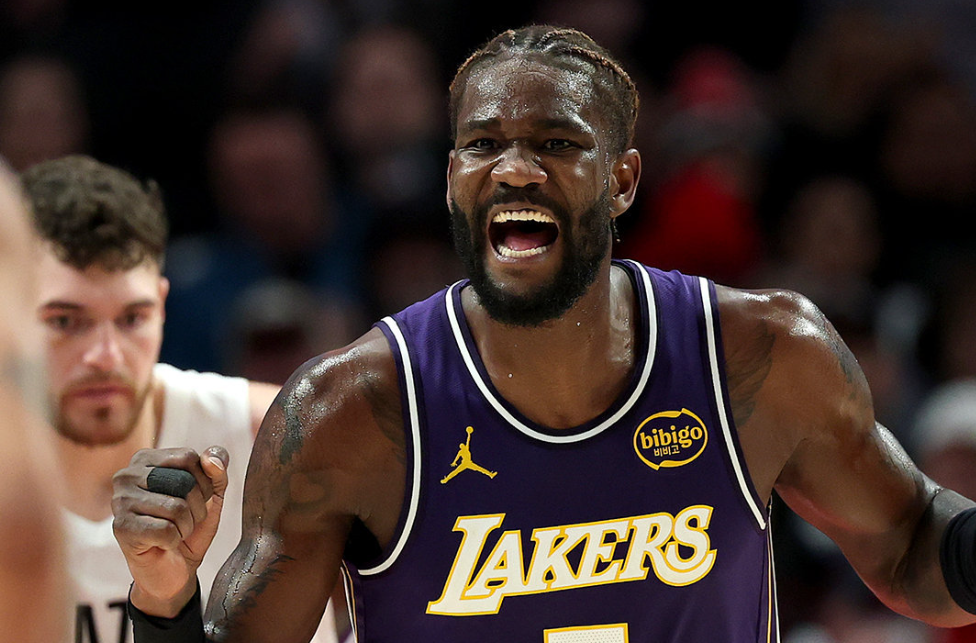 艾顿比赛精彩瞬间