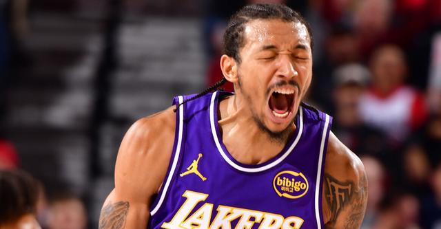 小尼克-史密斯0罚球狂砍25分 创湖人队史最年轻纪录