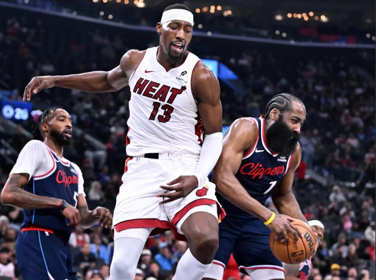 哈登29+7+8+6记三分难救主，快船119-120惜败热火，小卡错失绝杀