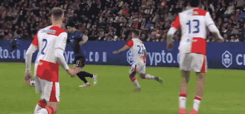 梅里诺梅开二度