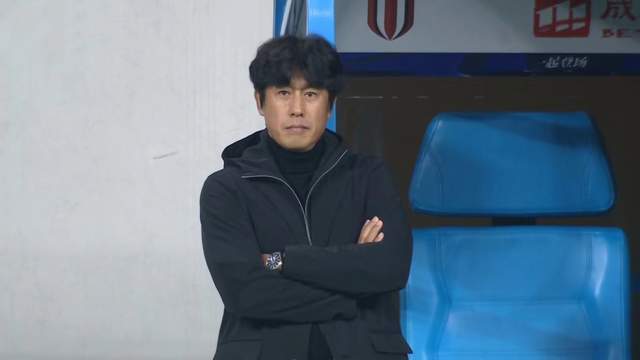 胡荷韬状态低迷，韦世豪替补5分钟，徐正源战术保守引争议