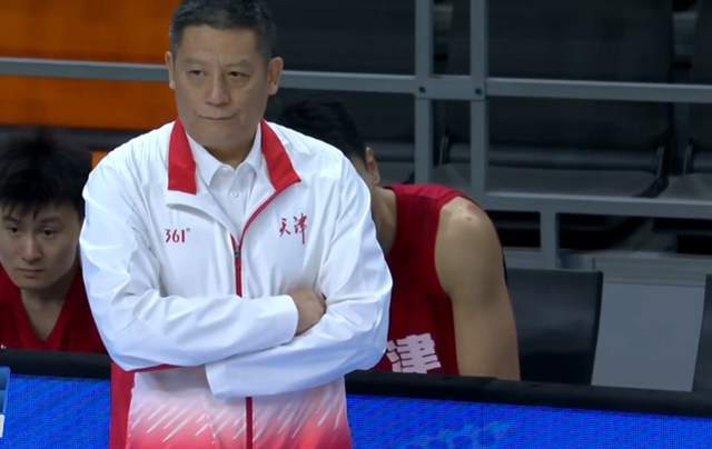 天津男篮比赛现场