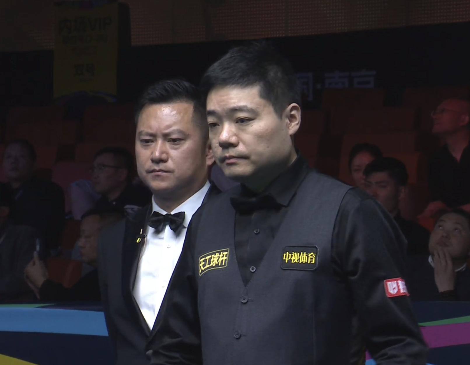 国锦赛速报：丁俊晖6-4晋级16强，第2杆147惊艳亮相