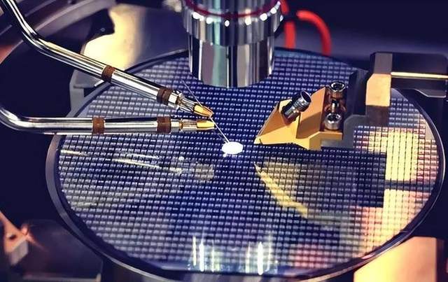 中方对荷兰恢复供货设前提条件，半导体风波持续升级