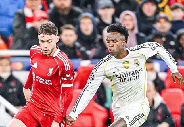 欧冠封神夜！22岁利物浦新星完封皇马巨星，全场6万人沸腾