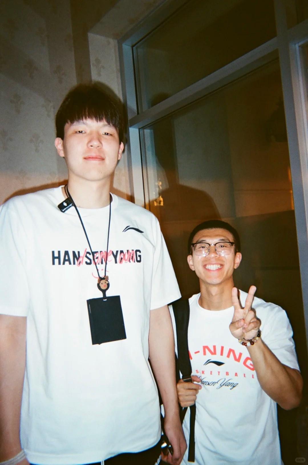 杨瀚森翻译刘禹铖发声：翻译是本职，盼大家多给瀚森成长时间