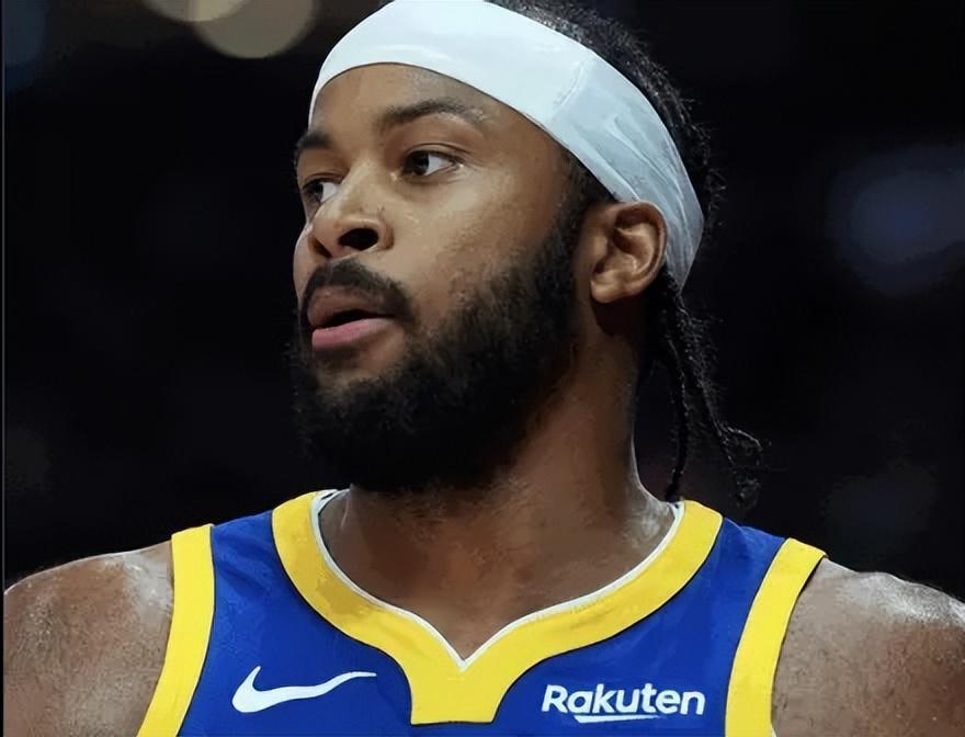 勇士118-107胜太阳：球员表现评级，3人优秀7人及格1人崩盘