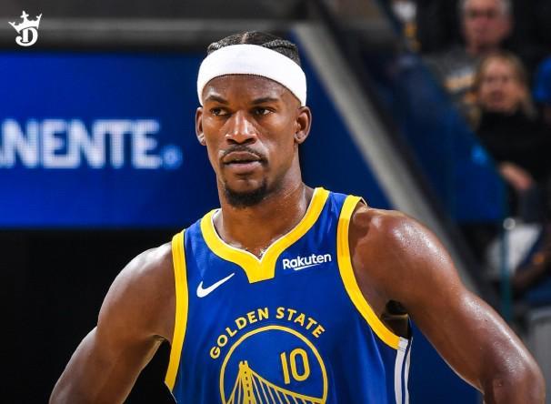 勇士队巴特勒腰部酸痛退赛，穆迪下半场顶替首发出战