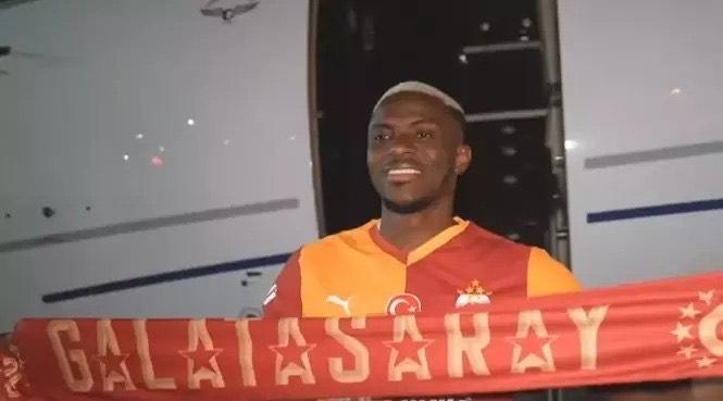 海廷加盛赞奥斯梅恩：实力堪比伊布德罗巴，欧冠赛场持续威胁