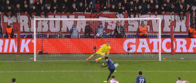 梅里诺梅开二度