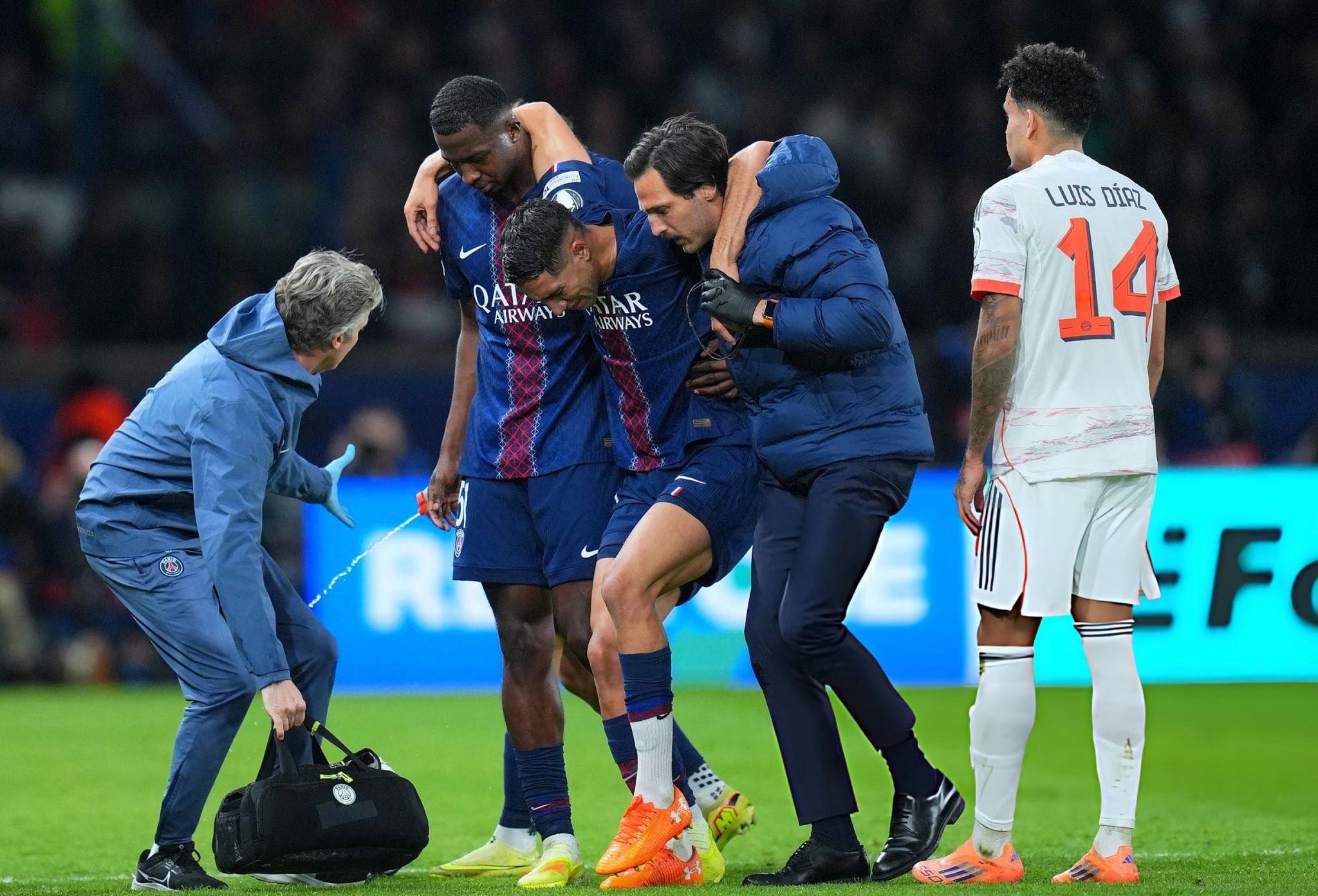 阿什拉夫受伤瞬间