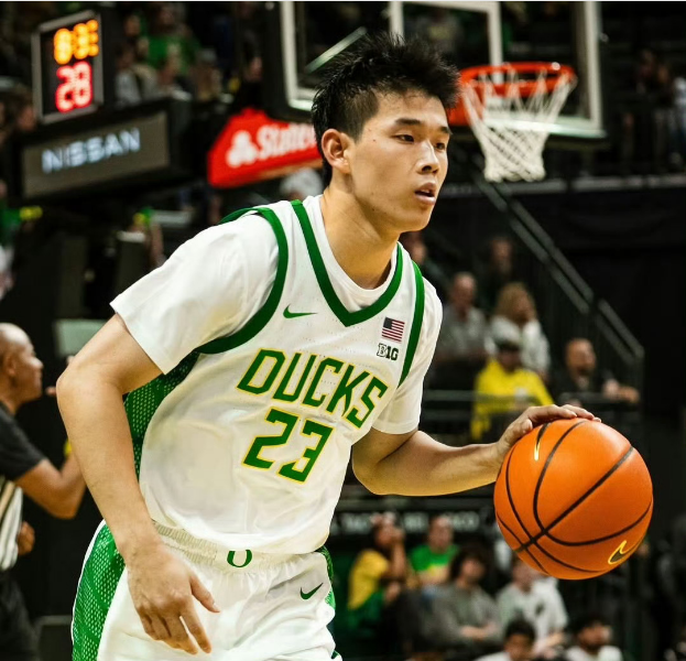 林葳NCAA首秀：7投0中仅得2分，关键时刻失利俄勒冈险胜