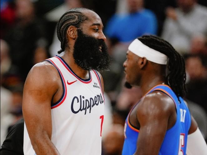 哈登半场22分难救主，全场25分6板6助攻快船负雷霆