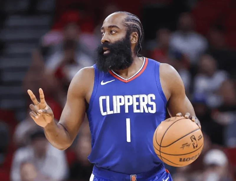 快船107-126惨败雷霆：哈登孤军奋战，防守漏洞成致命伤