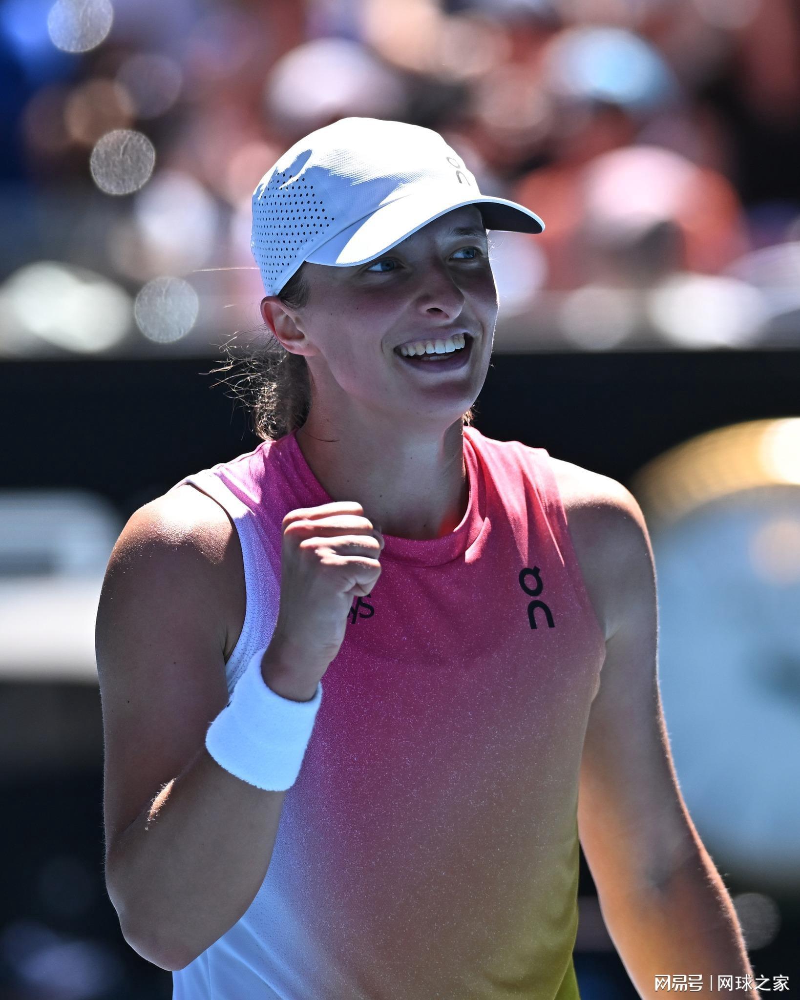 从西班牙到沙特，接连吃蛋，2025，斯瓦泰克吞蛋竟有四次