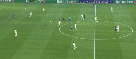 【早报】赛季16连胜！10人拜仁欧冠送巴黎赛季首败