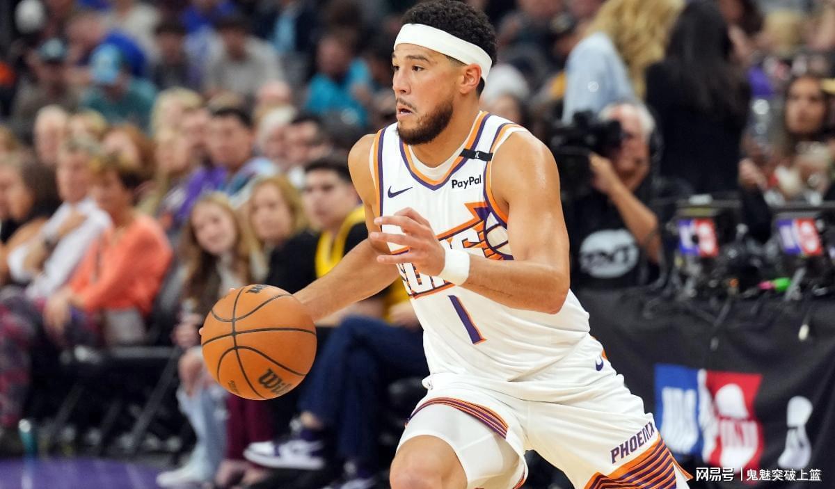 巴特勒伤退难阻勇士，库里28分率队大胜太阳，穆迪爆发创佳绩