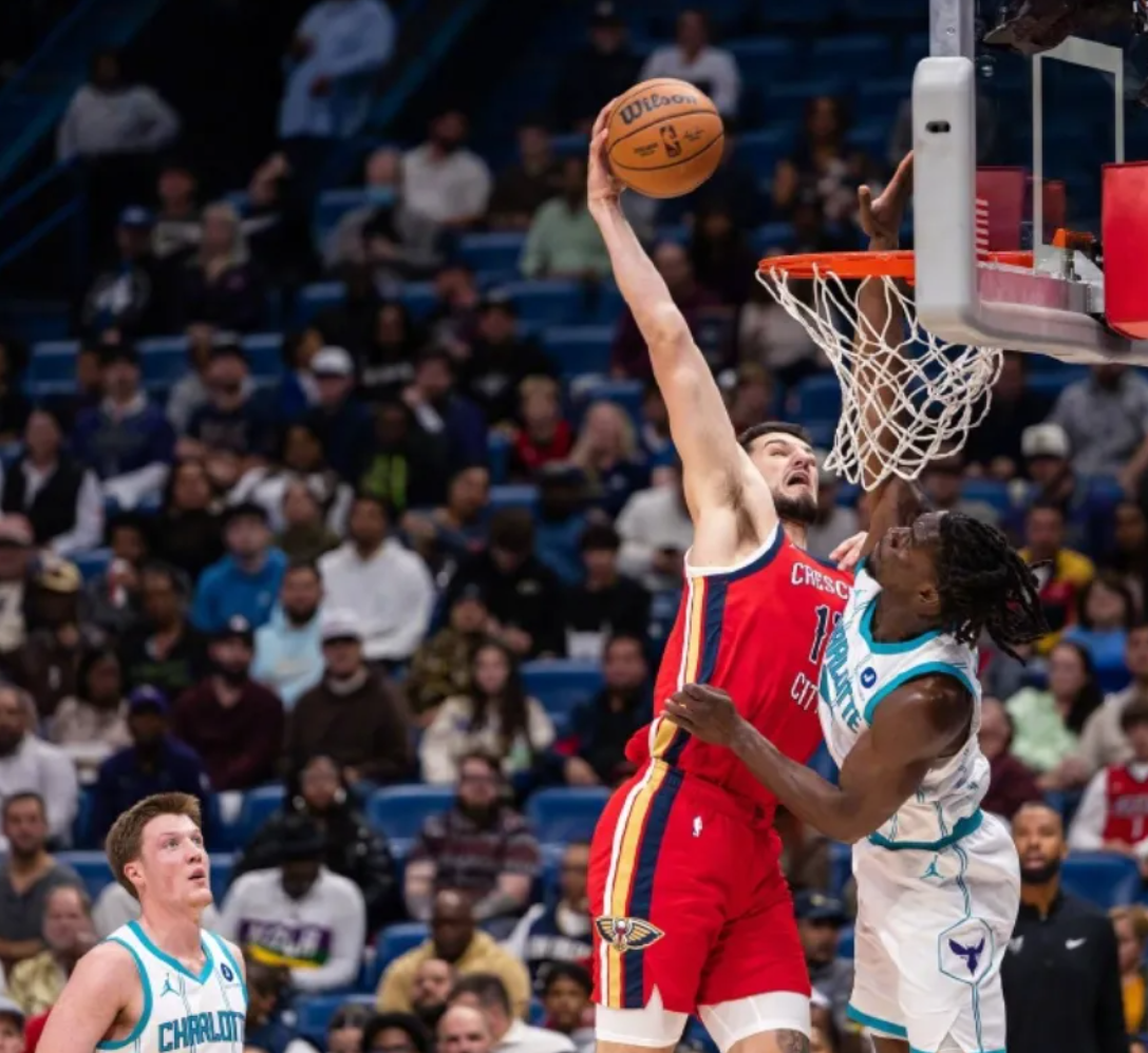 锡安再伤腿筋，鹈鹕逆袭黄蜂终获赛季首胜